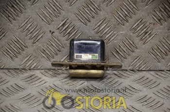 REGOLATORE DI TENSIONE