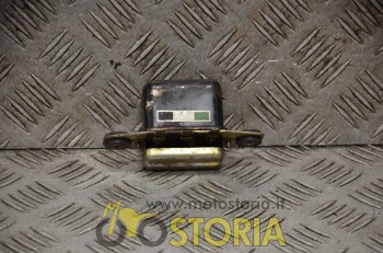 REGOLATORE DI TENSIONE
