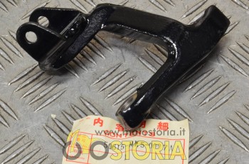 STAFFA SUPPORTO PEDANA ANTERIORE DESTRA NUOVA ORIGINALE
